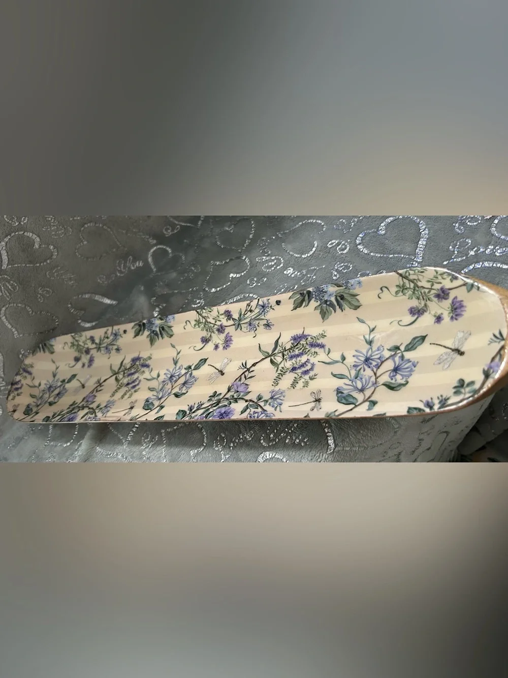 NEW Unbranded 20” Floral Lavender and Green on Cream Charcuterie Platter